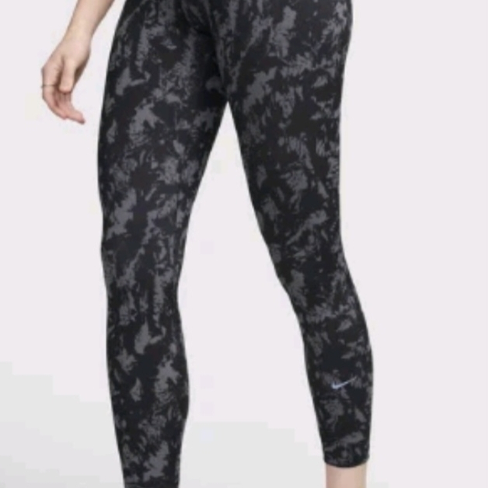 Nike Black and Gray Dri-Fit Leggings Size Small